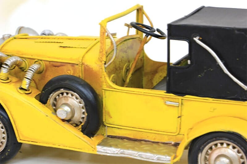 El Yapımı Klasik Araba Maketi