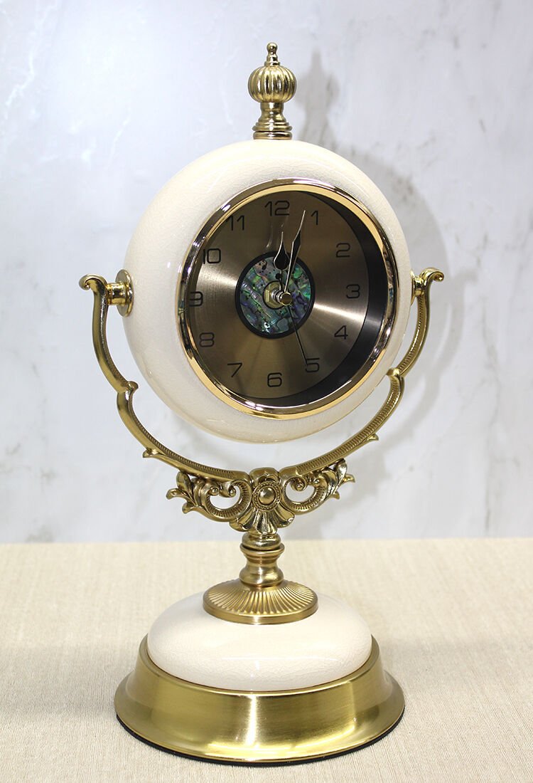 Metal Masa Üstü Saat