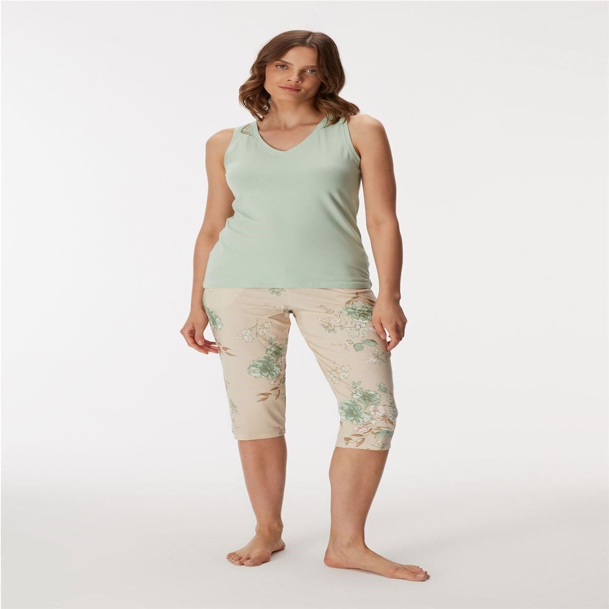 11412 Kadın Atlet ve Kapri Pantolon Takım