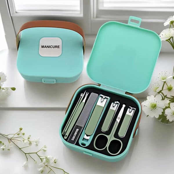 8 Parça Çantalı Manikür Seti