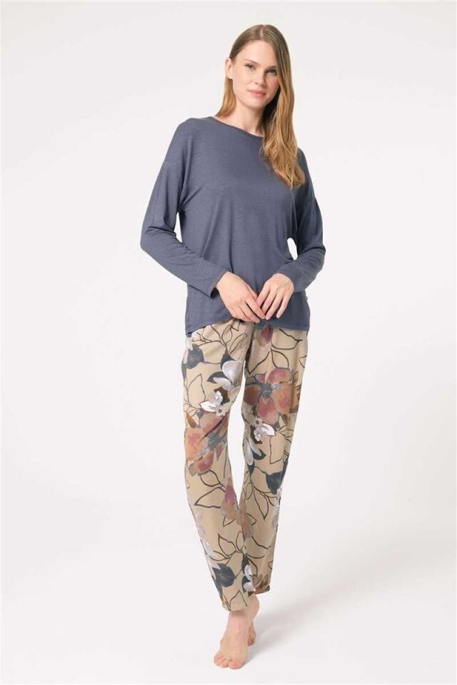 Anıl 9836 Uzun Kol Bisiklet Yaka Viskon Çiçek Desenli Kışlık Örme Normal Bel Dantel Detaylı Pijama Takımı