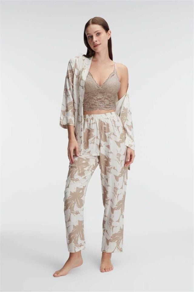 Anıl 5830 İp Askılı V Yaka KADIN Çiçek Desenli Yazlık Dokuma Dantel Detaylı Pijama Takımı Sabahlık