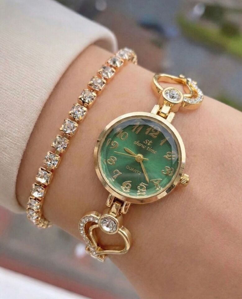 BOMBELİ YEŞİL BAYAN KOL SAATİ