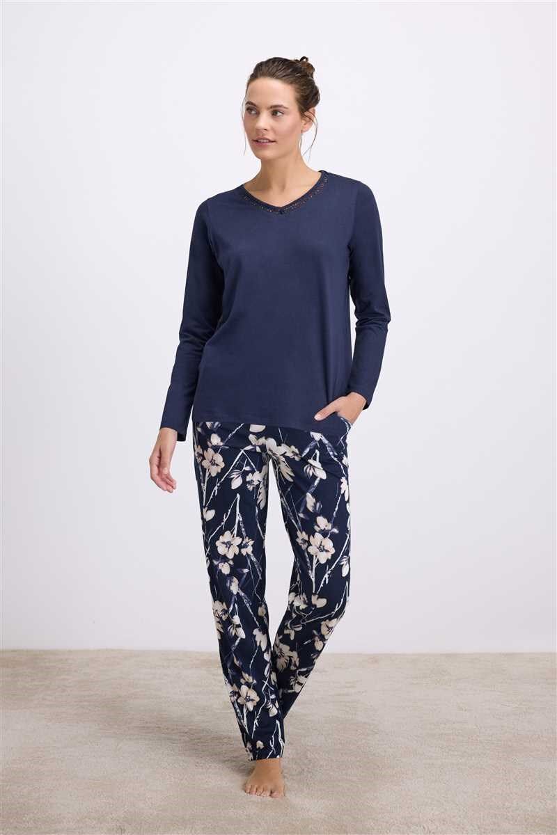 Kadın Uzun Kollu T-Shirt ve Pantolon Pijama Takımı – Konforlu, Şık ve Nefes Alabilen Ev Giyim 11533