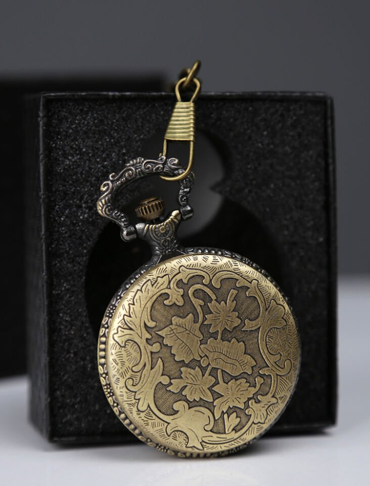 Özel Kutulu Dragonlu Antik Köstekli Saat