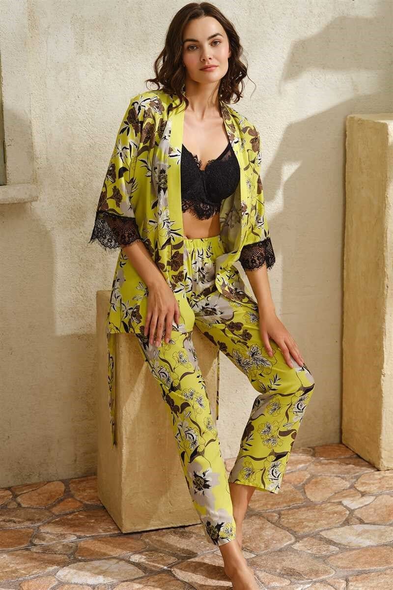 Kadın Dokuma Viskon Çiçek Baskılı Dantelli Sabahlık Balenli Desteksiz Dolgusuz Büstiyer Sütyen ve Pantolon Pijama 3'lü Takım (5747)