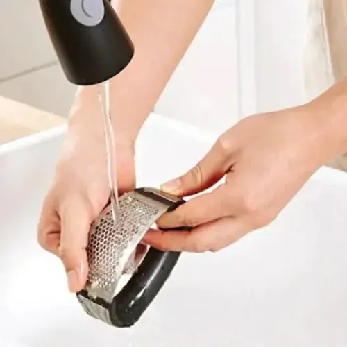 Paslanmaz Çelik Ergonomik Sarımsak Ezici Pres ve Doğrayıcı