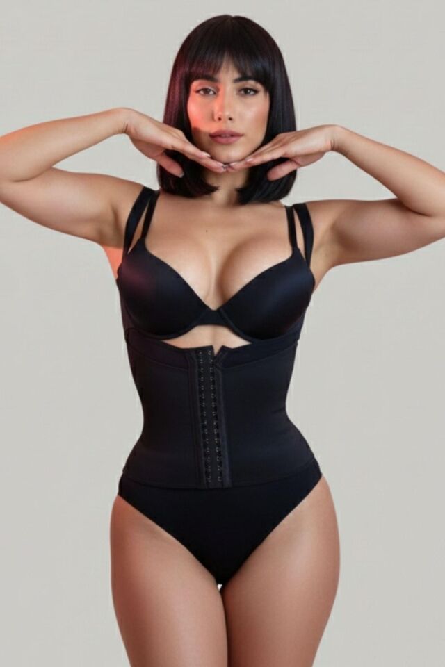 KUM SAATİ KORSE KADIN AK4215