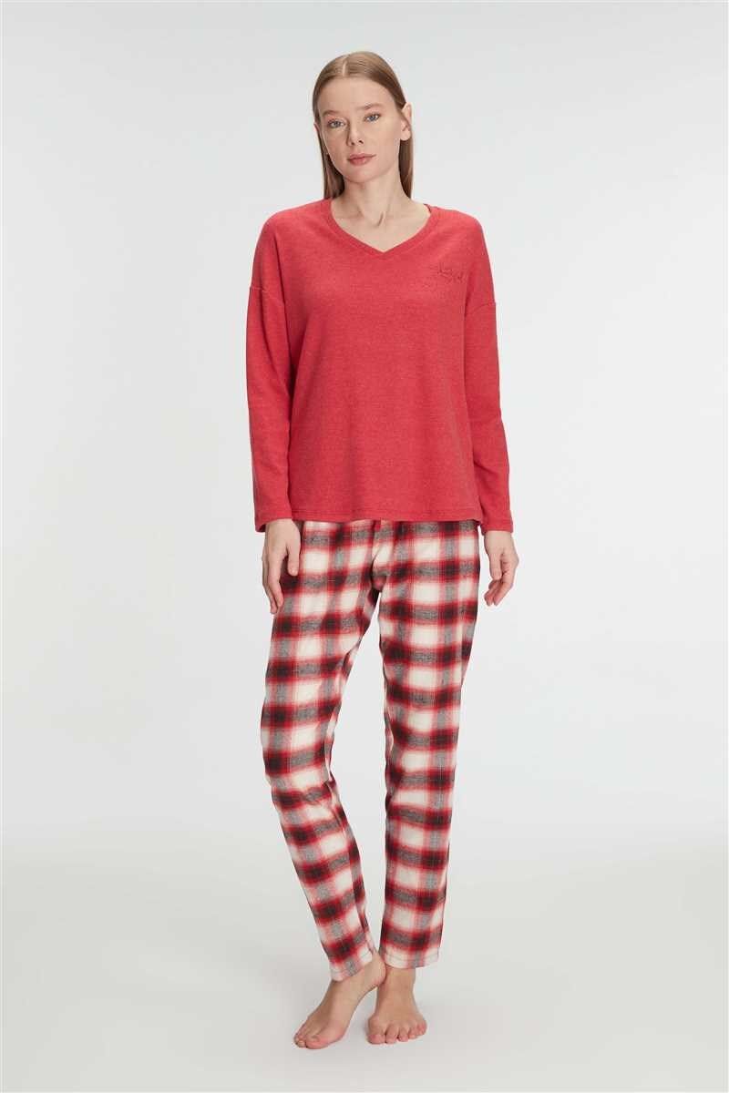 Anıl Kadın Pamuklu Kışlık Uzun Kollu Kare Desenli Pijama Takımı Sıcak ve Rahat Ev Konforu 11317