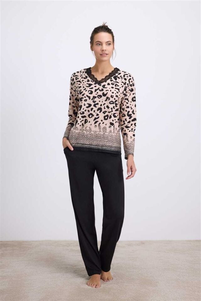 Anıl Kadın Uzun Kollu Dantelli Yaka Leopar Desenli T-Shirt ve Pantolon Pijama Takımı (11540)