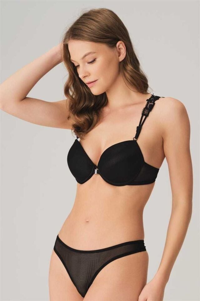 Kadın Balenli Destekli Dolgulu Sırt Detaylı Dantelli Sütyen ve String Takım (4637)