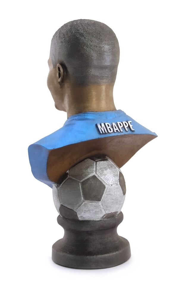 Polyester Mbappe Figürü