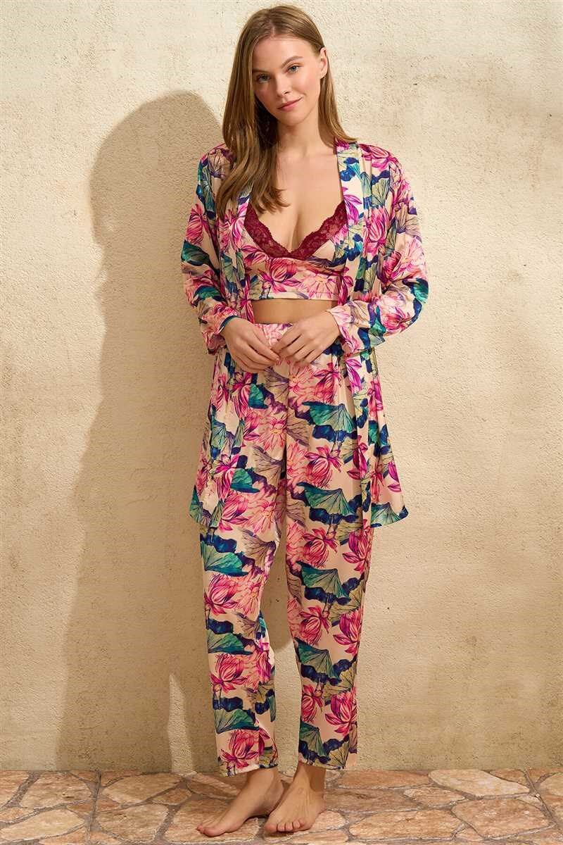 Kadın Saten Çiçek Baskılı Sabahlık Balensiz Desteksiz Dolgusuz Dantelli Bralet Sütyen ve Pantolon Pijama 3'lü Takım (5627)