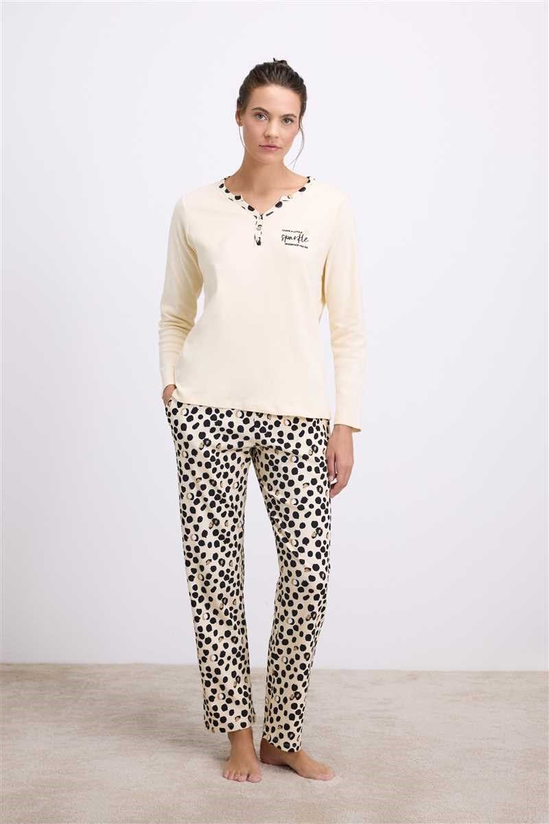 Anıl Kadın Uzun Kollu T-Shirt ve Pantolon Pijama Takımı – %100 Pamuk, Leopar Desen Detaylı 11549