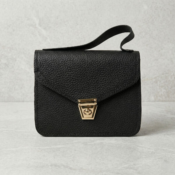 Siyah Kutu El Çantası