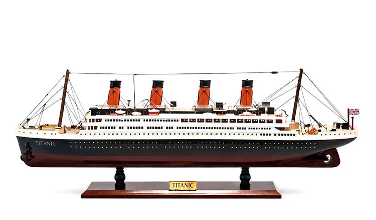 Özel Tasarım Ahşap Işıklı Titanik Gemi - Model 2